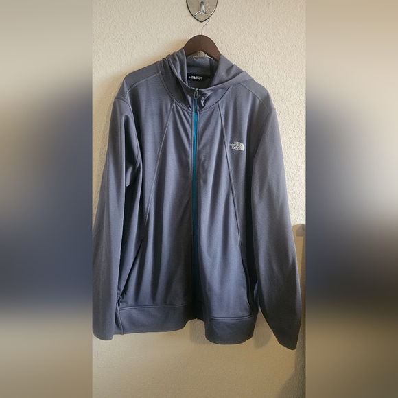 The North Face hooded zip up - Picture 7 of 8